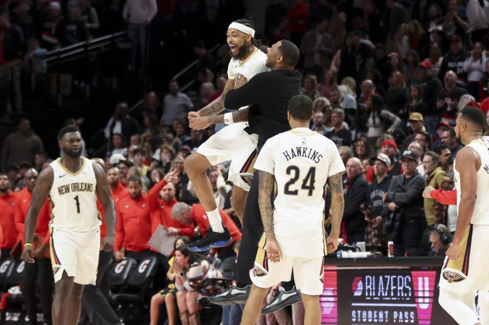 车迷们期待 车迷们期待